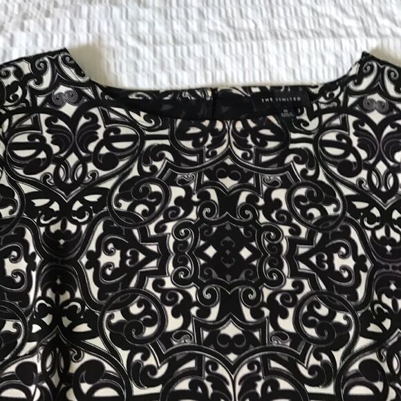 The Limited Hi-Low Printed Blouse - Size XS - Picture 2 of 8